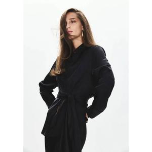 Прямая рубашка с бантом