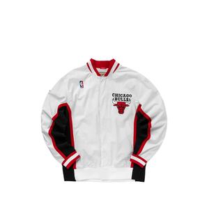 Куртка 1996 Chicago Bulls из коллаборации с NBA