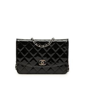 Сумка через плечо CC Quilted Patent Brilliant Wallet On Chain (2009-2010 годы)