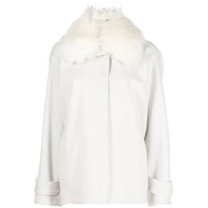 Шерстяное пальто с меховым воротником
