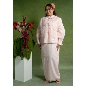 Amelia Plus Kedah Kurung с комплектом жилета
