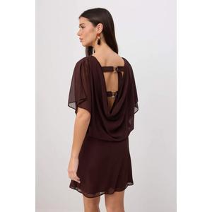 Коричневое платье-футляр с лодочкой/прямой крой/короткое/мини Twoss26El00524