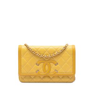 Сумка через плечо Caviar CC Filigree Wallet On Chain (2019 год)