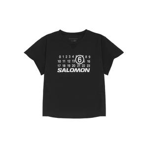 Футболка с логотипом из коллаборации с Salomon