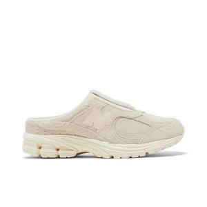 Мюли New Balance 2002R Mule 'Calm Taupe'