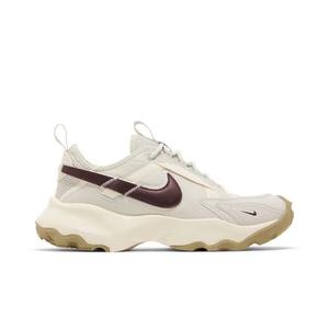 Лайфстайл Nike Wmns TC 7900 'Light Bone Burgundy Crush'