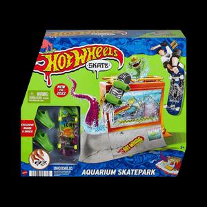 Игровые наборы Hot Wheels x Tony Hawk Аквариум-скейтпарк с 1 фингербордом и набором