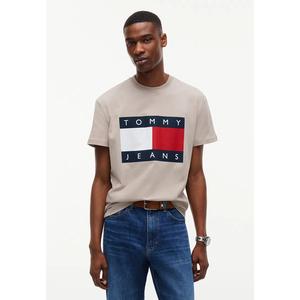 Футболка с круглым вырезом и нашивкой-флагом - Tommy Jeans