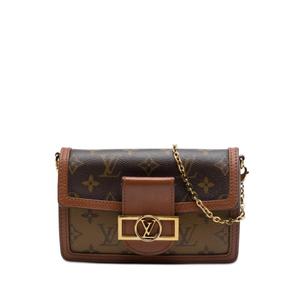 Сумка через плечо Monogram Reverse Dauphine Wallet on Chain (2021 год)