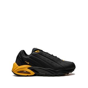 Кроссовки Hot Step Air Terra Nocta из коллаборации с Дрейком