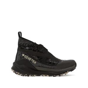Кроссовки Free Hiker GORE-TEX® из коллаборации с Terrex