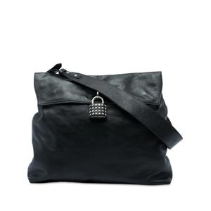Сумка на плечо Leather Studded Padlock с заклепками (2000-2017 годы)