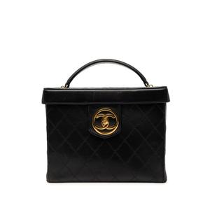 Косметичка CC Stitched Calfskin Turnlock Case (1994-1996 годы)