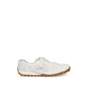 Кроссовки Moon Shoe из коллаборации с Jacquemus