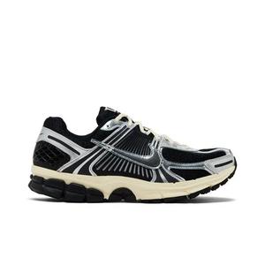 Беговые кроссовки Nike Air Zoom Vomero 5 'Black Chrome White'
