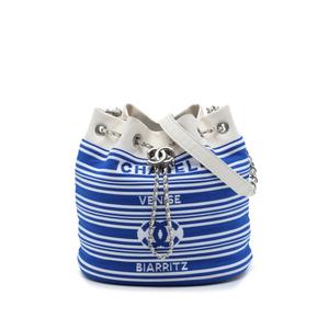 Сумка-ведро Venise Biarritz Mixed Fibers and Lambskin Drawstring (2019 год)