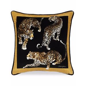 Маленькая бархатная подушка с принтом Leopardo