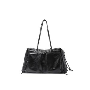 Bashour Front Pockets Shoulder Bag Large - черный