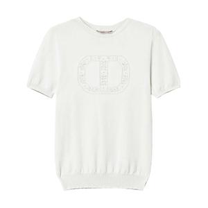 Топ с логотипом Oval T