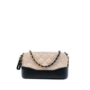 Сумка через плечо Bicolor Aged Calfskin Gabrielle Double Zip Clutch with Chain (2018 год)