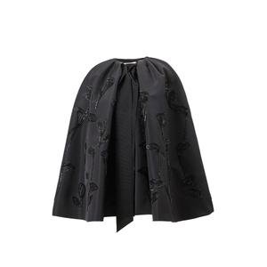 Накидка шелковая с цветочной вышивкой