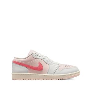 Кроссовки Air Jordan 1
