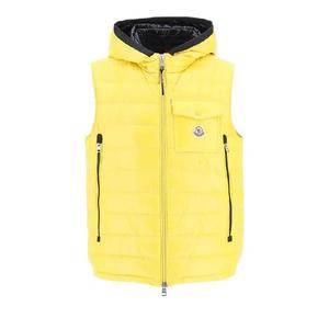 Жилеты Moncler Ragot Пуховой жилет с капюшоном 'Средний желтый'