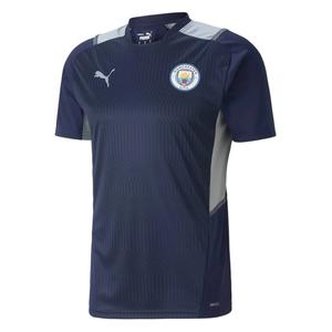 Футболка из коллаборации с Manchester City