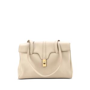 Сумка на плечо Soft 16 Bag Smooth Calfskin Medium