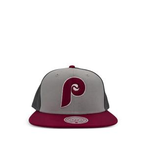 Бейсболка Philadelphia Phillies с аппликацией