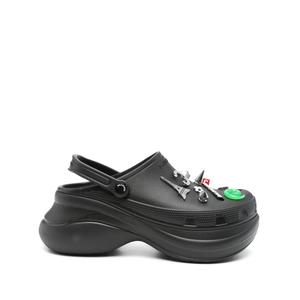 Слиперы Jibbitz из коллаборации с Crocs