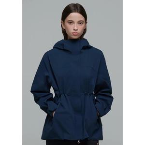 Женская куртка средней длины из GORE-TEX 3L