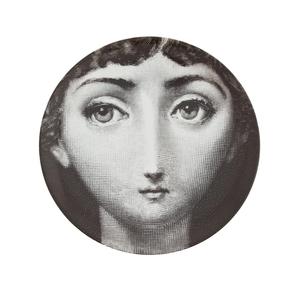 Тарелка с рисунком