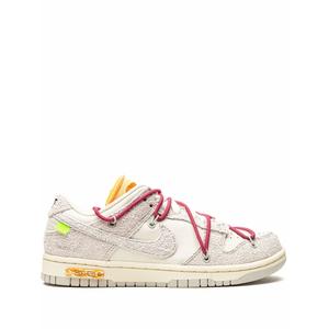 Кроссовки Dunk Low из коллаборации с Off-White