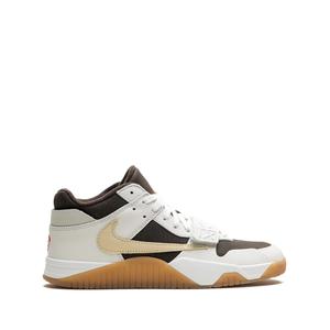 Кроссовки Jumpman Jack из коллаборации с Трэвисом Скоттом